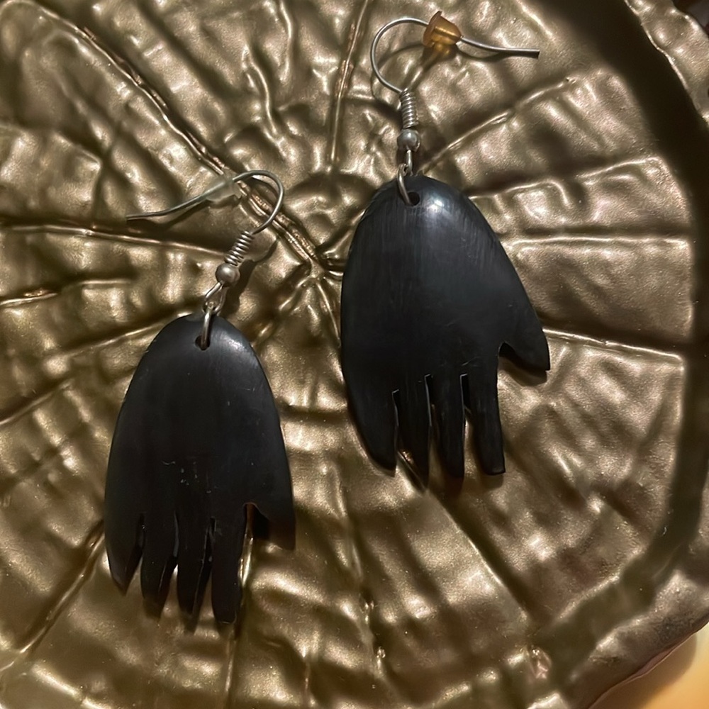 Carved Antler Hand Earrings - Picture 2 of 3